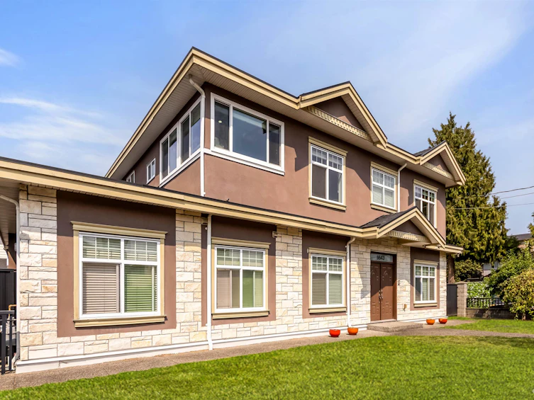 6643 Imperial Street, Burnaby, BC, V5E 1M9 - 2