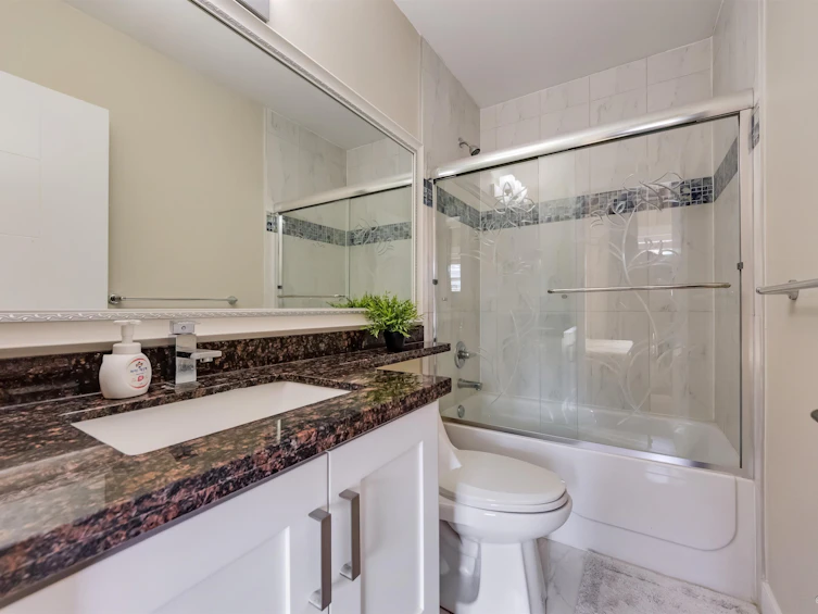 6643 Imperial Street, Burnaby, BC, V5E 1M9 - 17