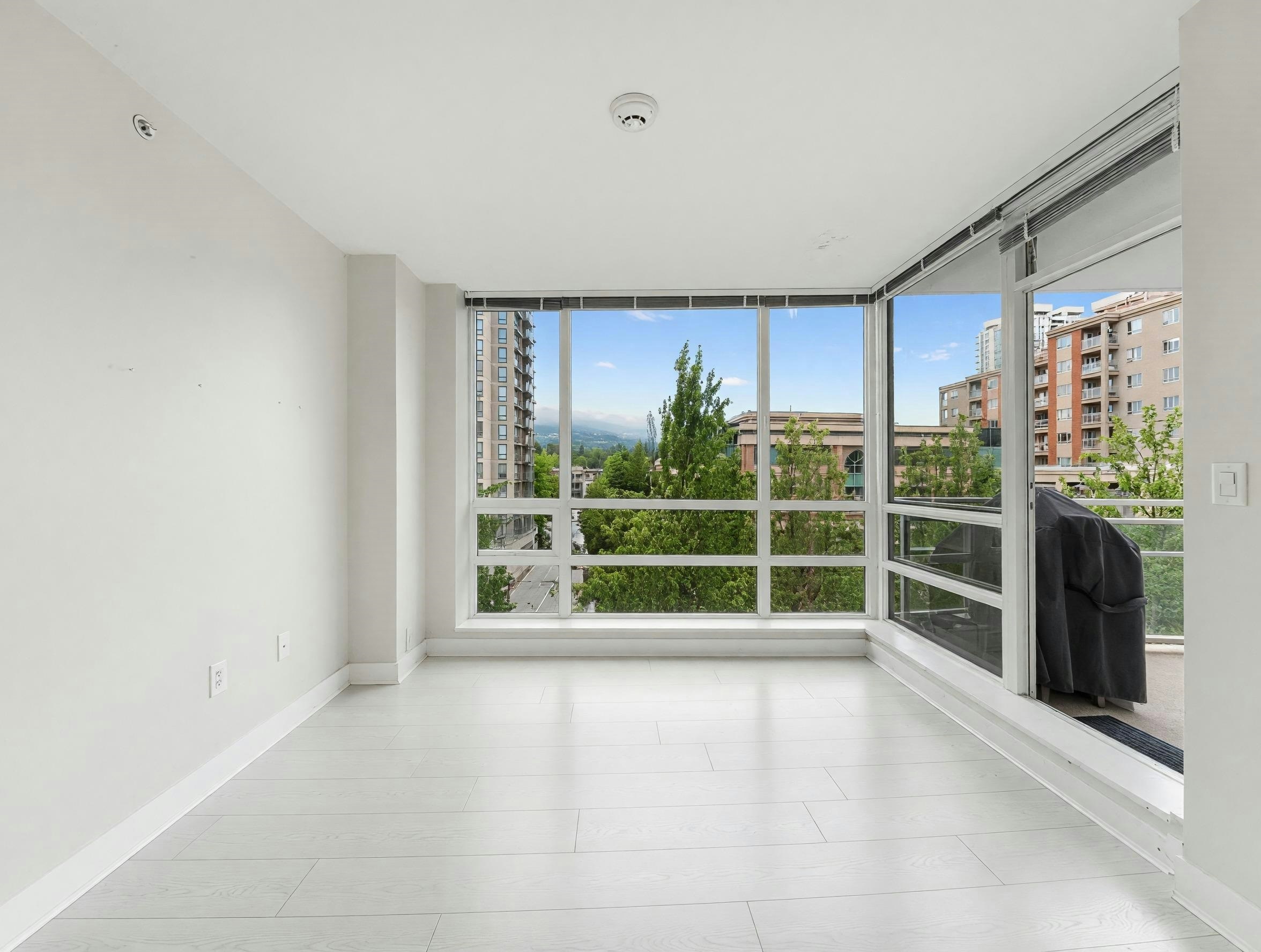605-2968 Glen Dr., Coquitlam, BC, V3B 0C4 - 5