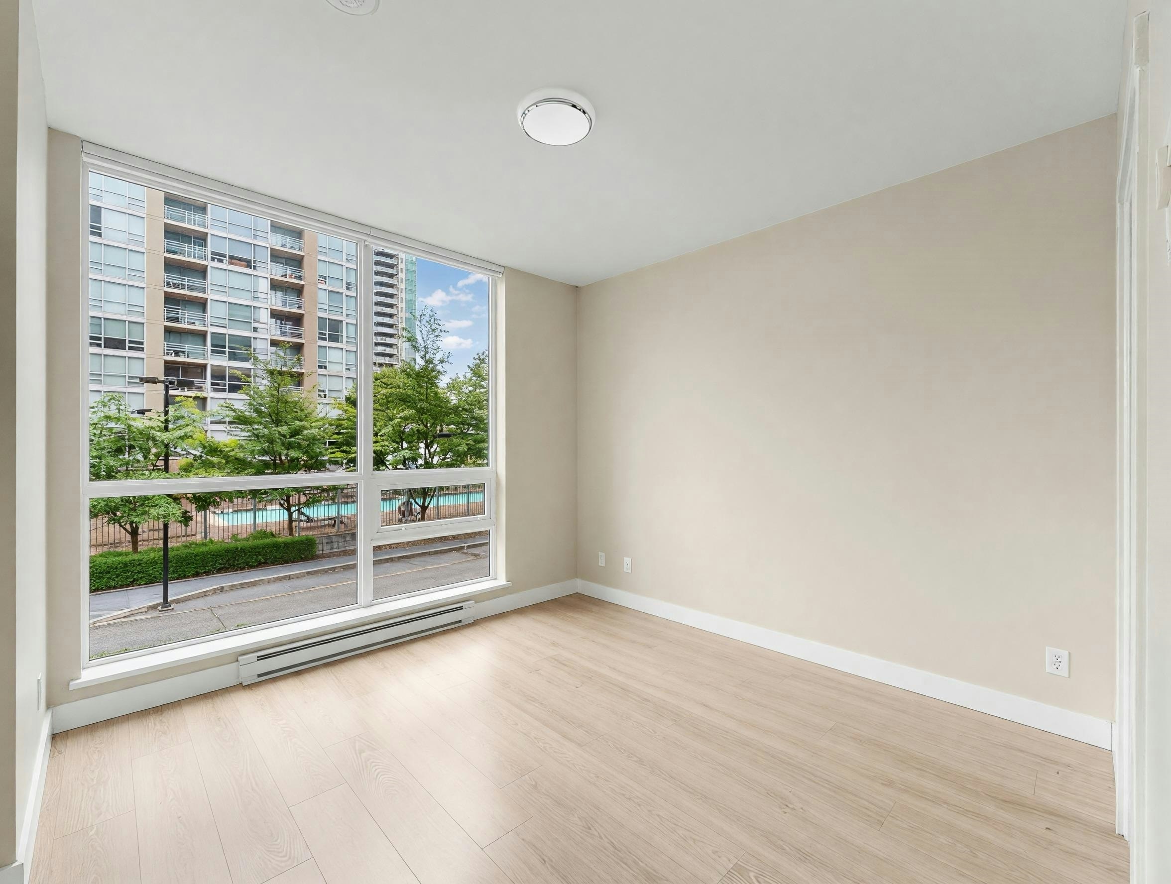 605-2968 Glen Dr., Coquitlam, BC, V3B 0C4 - 8