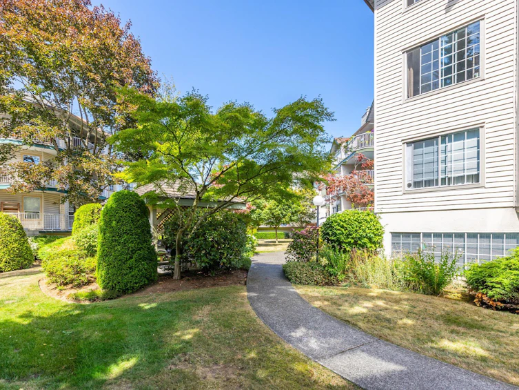 205-5363 206 Street, Langley, BC, V3A 2C5 - 38