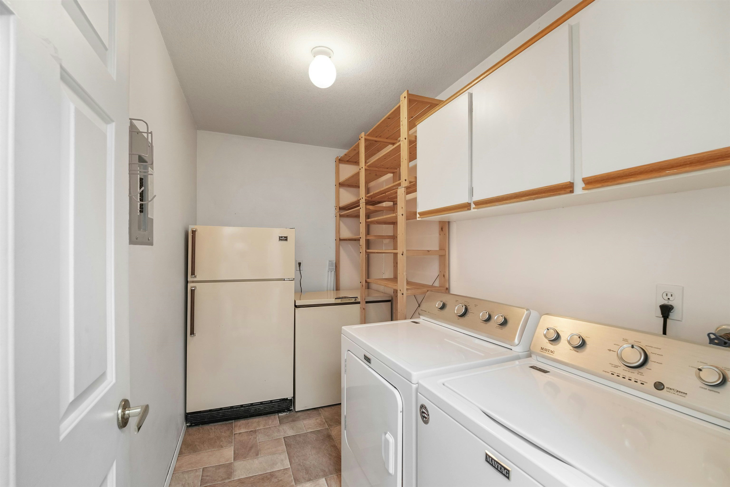 311-5375 205th Street, Langley, BC, V3A 7V7 - 12
