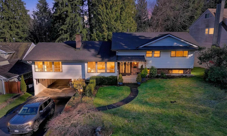 1838 Harbour Drive