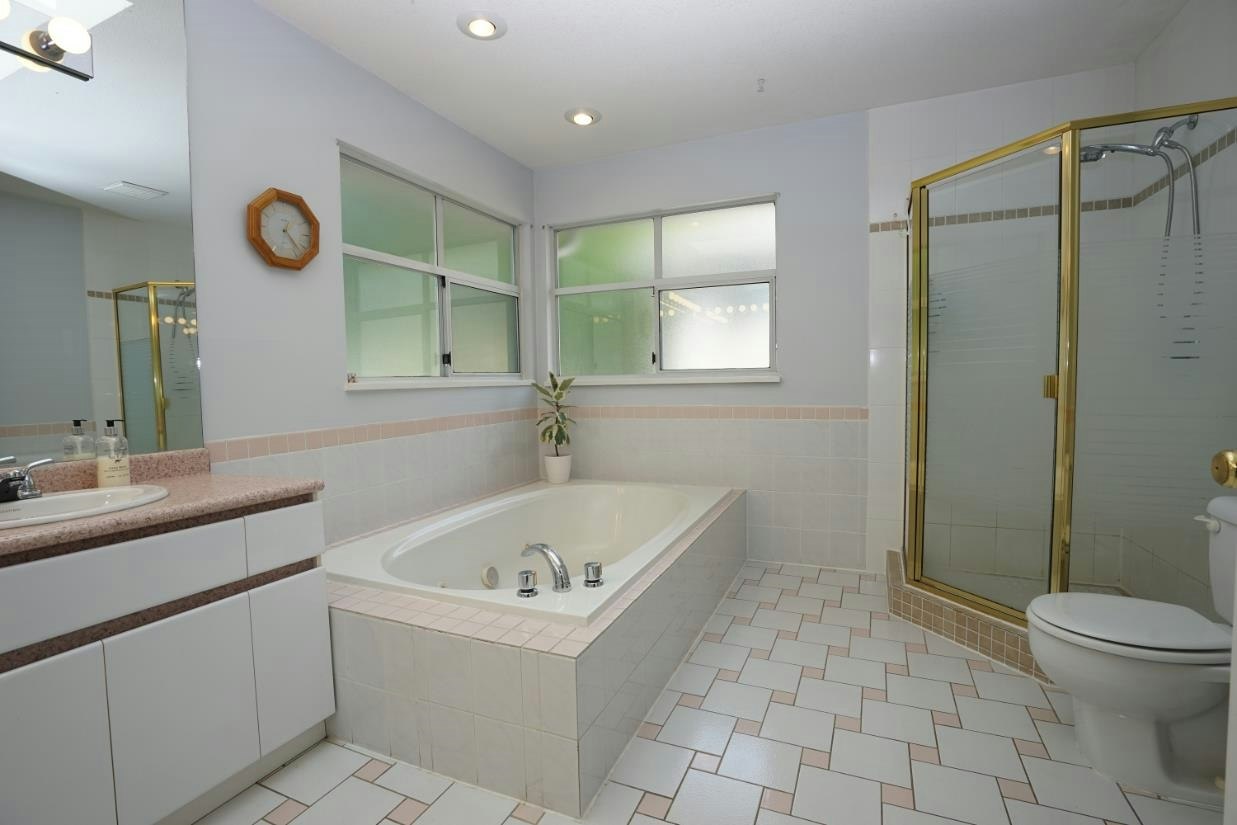 13-6211 W Boundary Drive, Surrey, BC, V3X 3G7 - 10