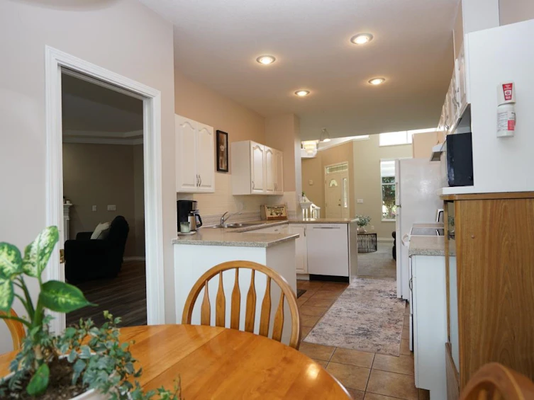 13-6211 W Boundary Drive, Surrey, BC, V3X 3G7 - 4