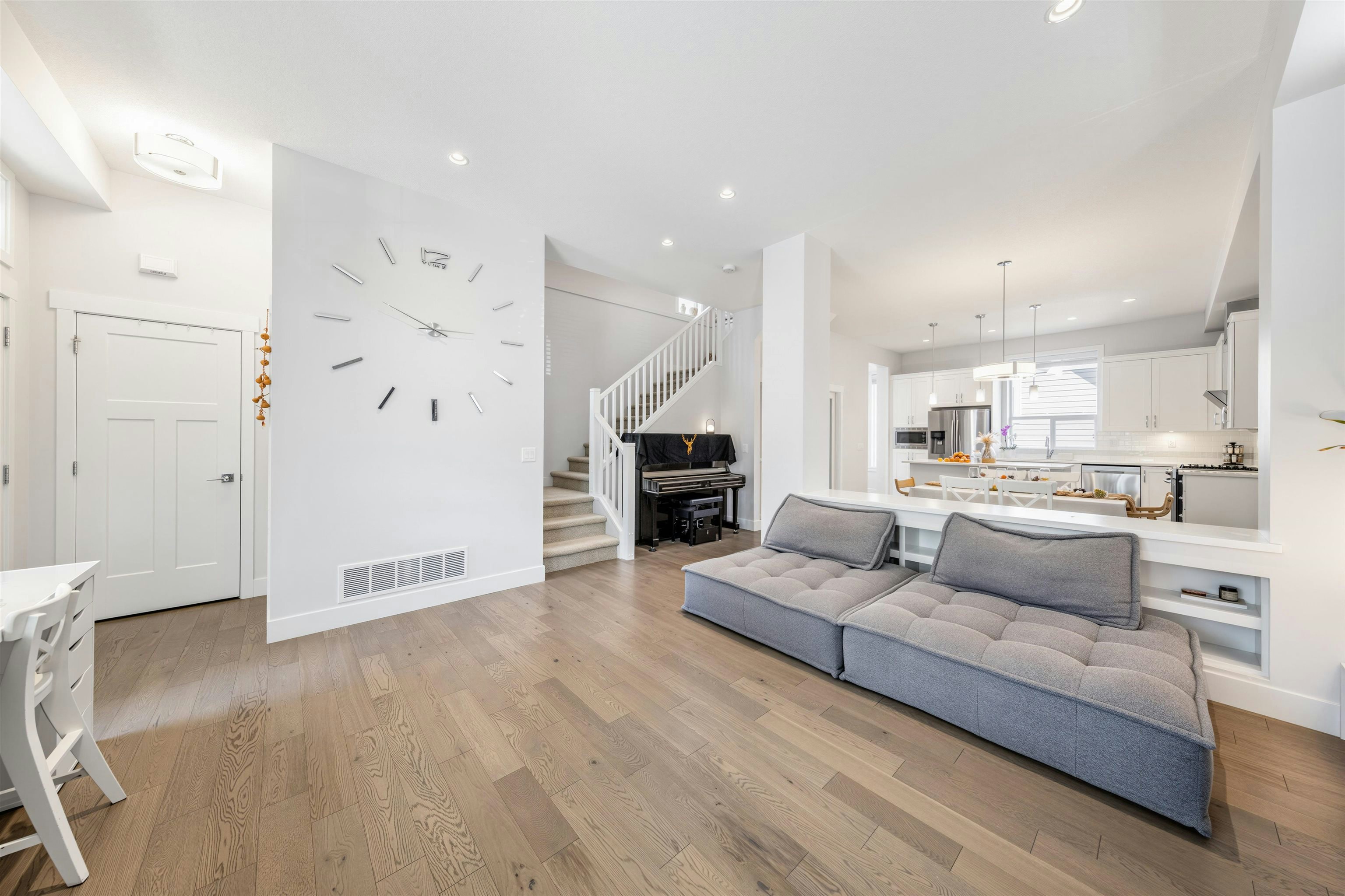 2136 165b Street, Surrey, BC, V3Z 0V6 - 6