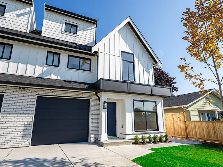 4945 44 Avenue, Delta, BC, V4K 1B9 - 2