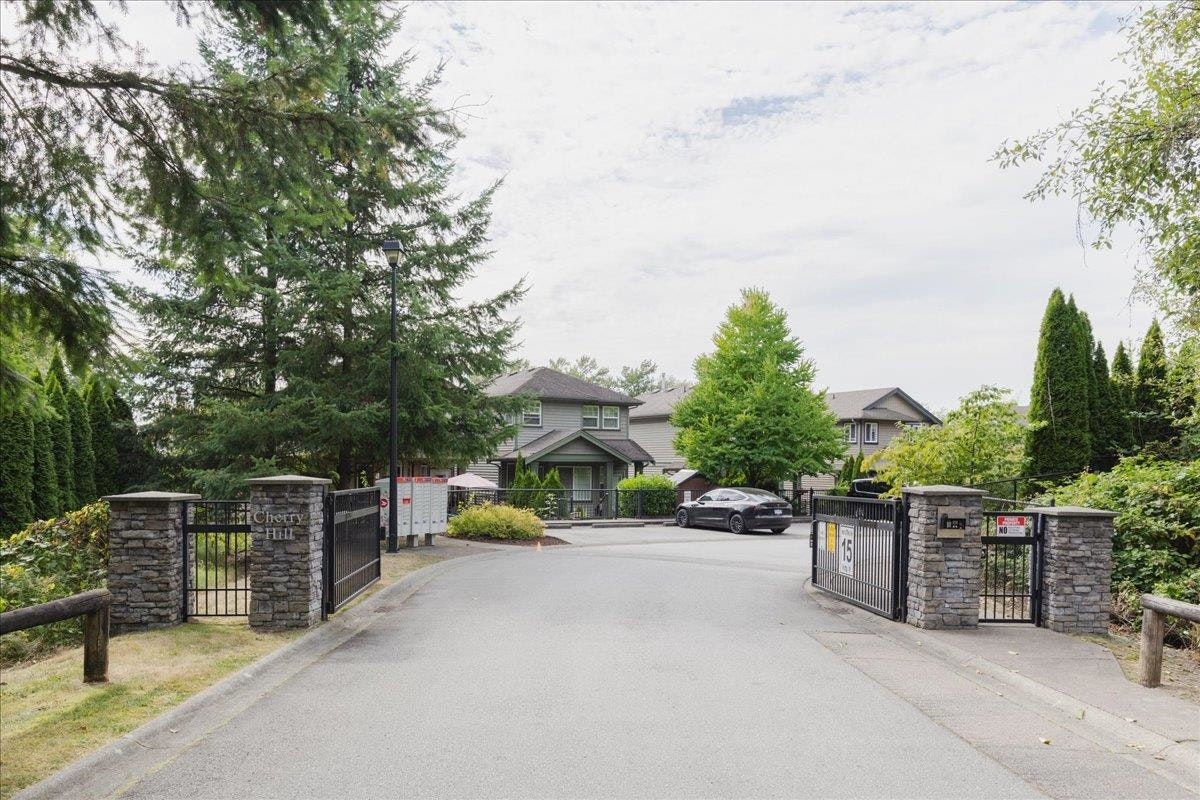 127-23925 116 Avenue, Maple Ridge, BC, V2W 0C3 - 33
