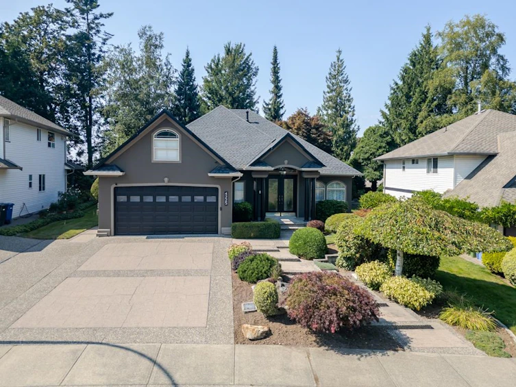 4225 Goodchild Street, Abbotsford, BC, V3G 1L5 - 2