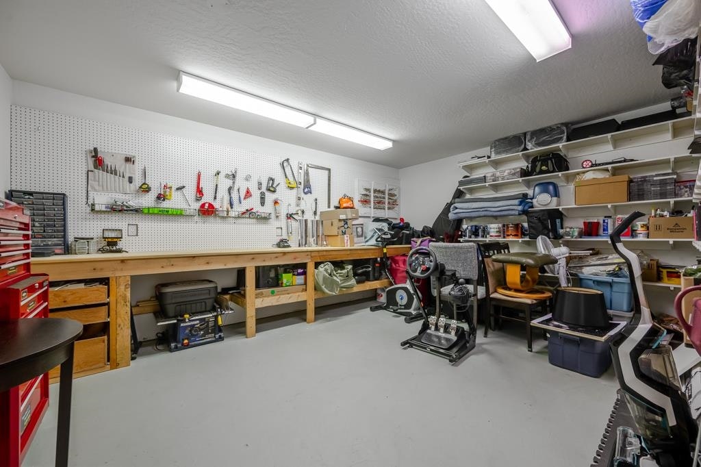 4225 Goodchild Street, Abbotsford, BC, V3G 1L5 - 32