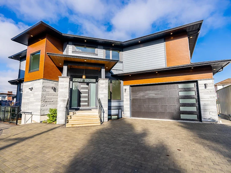 5225 Woodsworth Street, Burnaby, BC, V5G 1S5