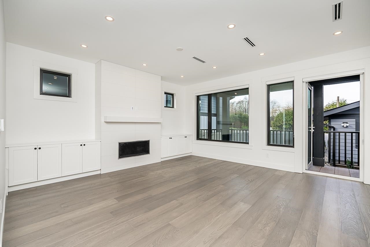 5225 Woodsworth Street, Burnaby, BC, V5G 1S5 - 4