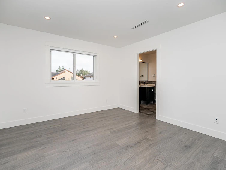 5225 Woodsworth Street, Burnaby, BC, V5G 1S5 - 24
