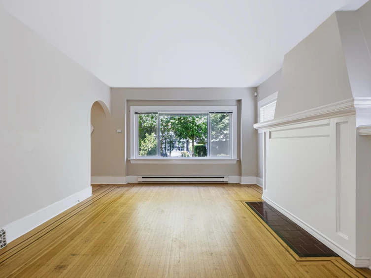 3888 W 15th Avenue, Vancouver, BC, V6R 2Z9 - 5