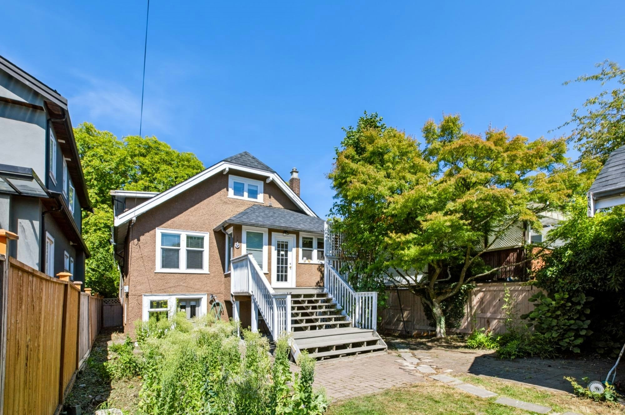 3888 W 15th Avenue, Vancouver, BC, V6R 2Z9 - 38