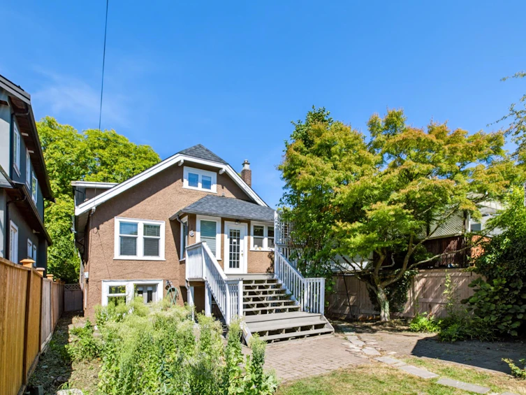 3888 W 15th Avenue, Vancouver, BC, V6R 2Z9 - 38