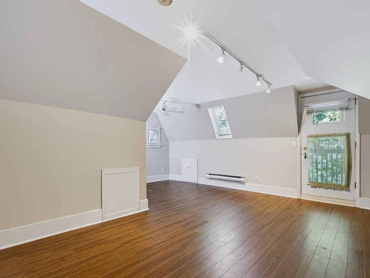 3888 W 15th Avenue, Vancouver, BC, V6R 2Z9 - 17