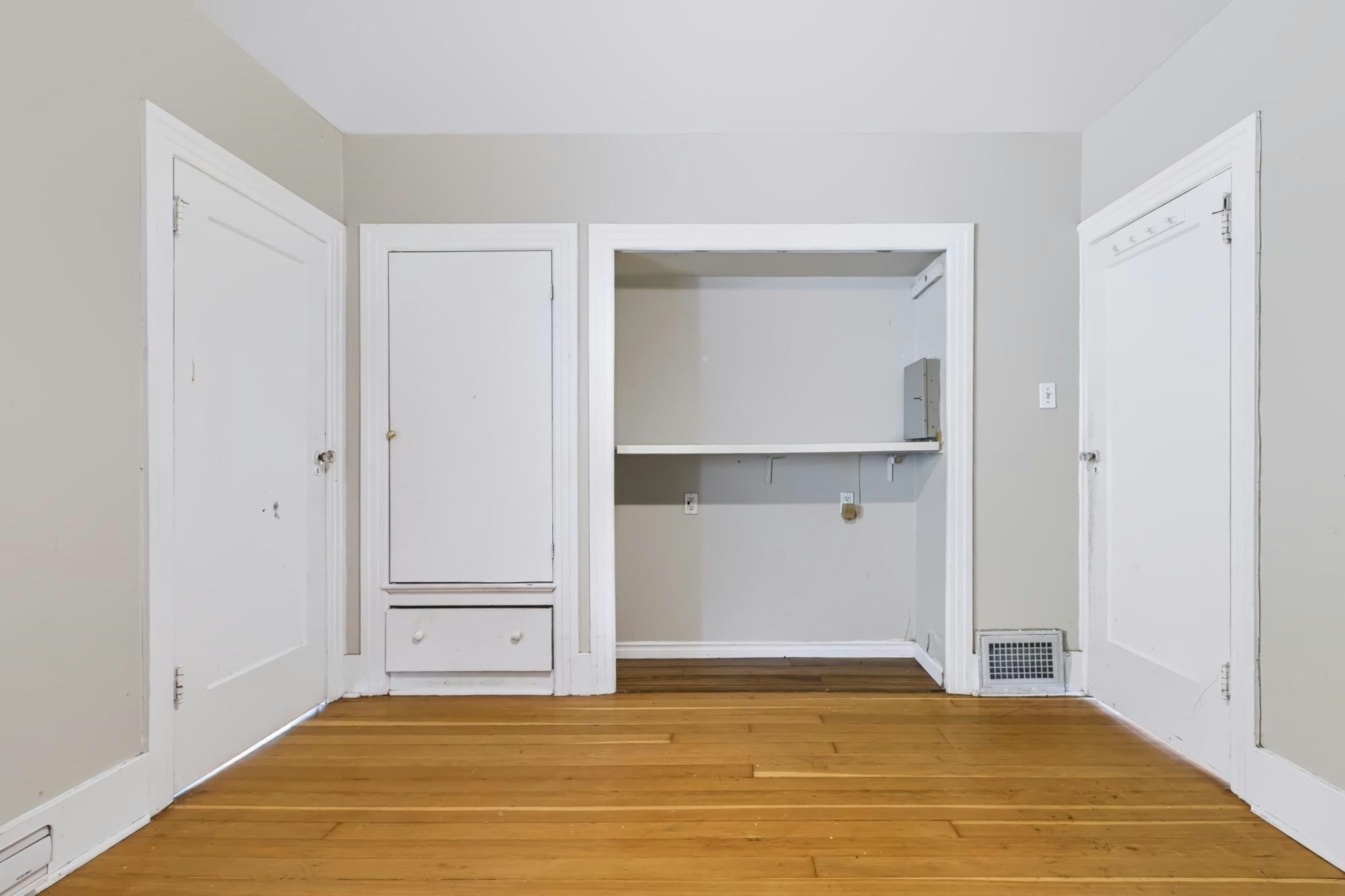 3888 W 15th Avenue, Vancouver, BC, V6R 2Z9 - 16
