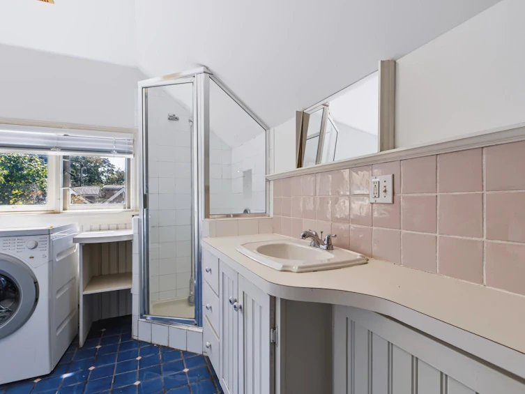 3888 W 15th Avenue, Vancouver, BC, V6R 2Z9 - 21