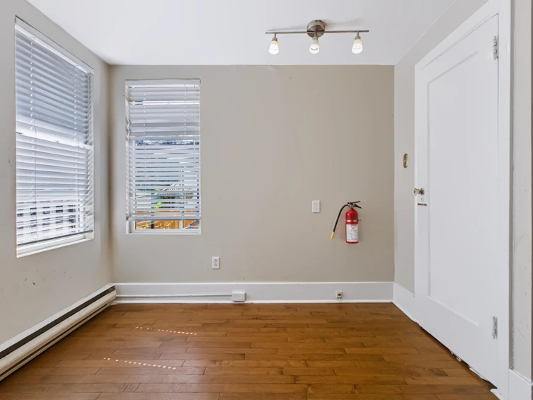 3888 W 15th Avenue, Vancouver, BC, V6R 2Z9 - 12
