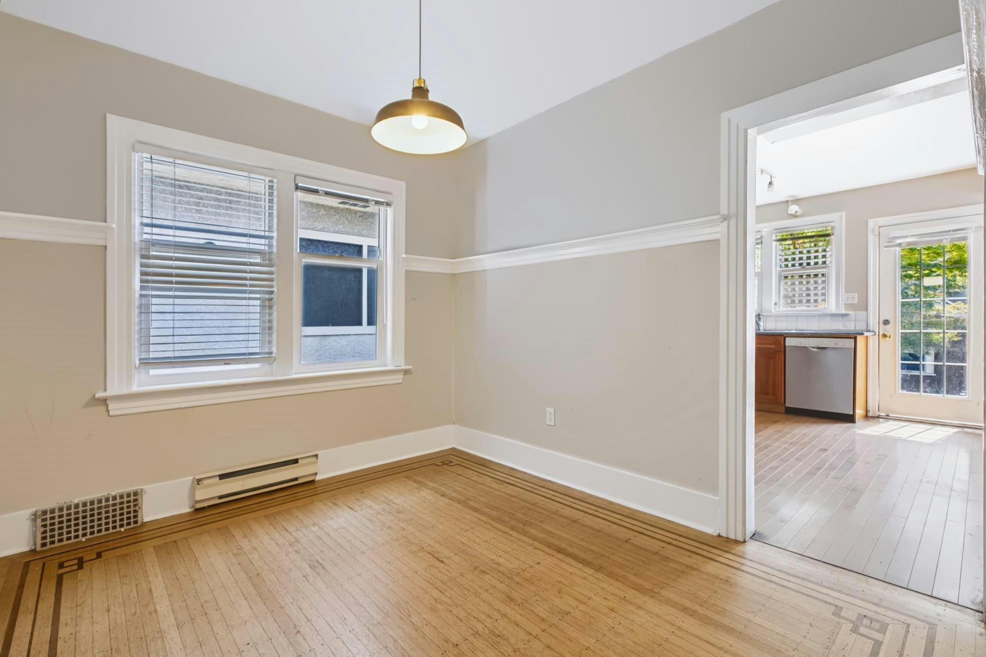 3888 W 15th Avenue, Vancouver, BC, V6R 2Z9 - 8