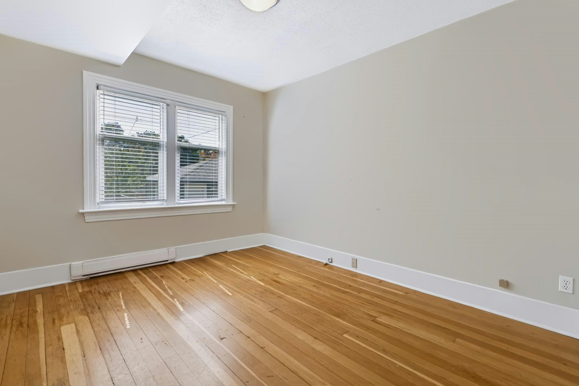 3888 W 15th Avenue, Vancouver, BC, V6R 2Z9 - 14
