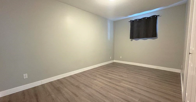 7210 Frances Street, Burnaby, BC, V5A 1H1 - 5