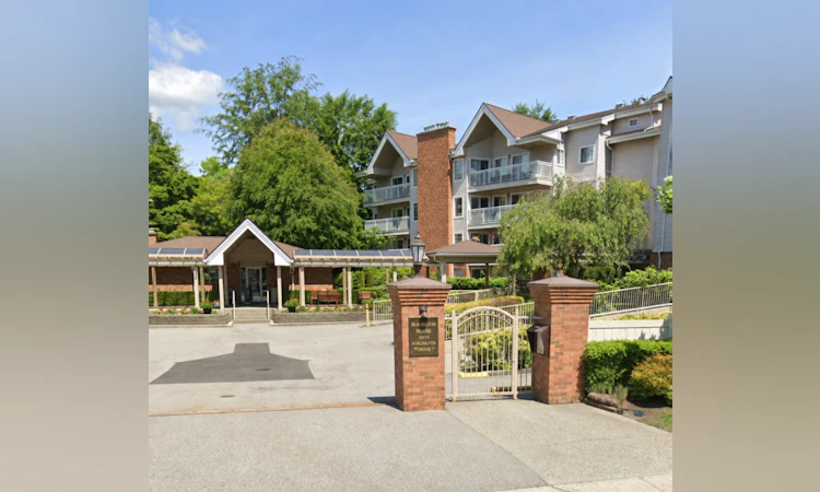 303-2973 Burlington Drive