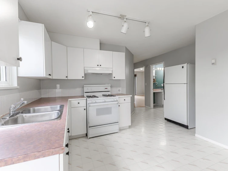 620 Thirteenth Street, New Westminster, BC, V3M 4M4 - 26