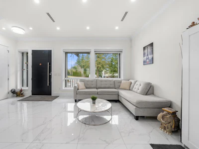 6021 128a Street - 2