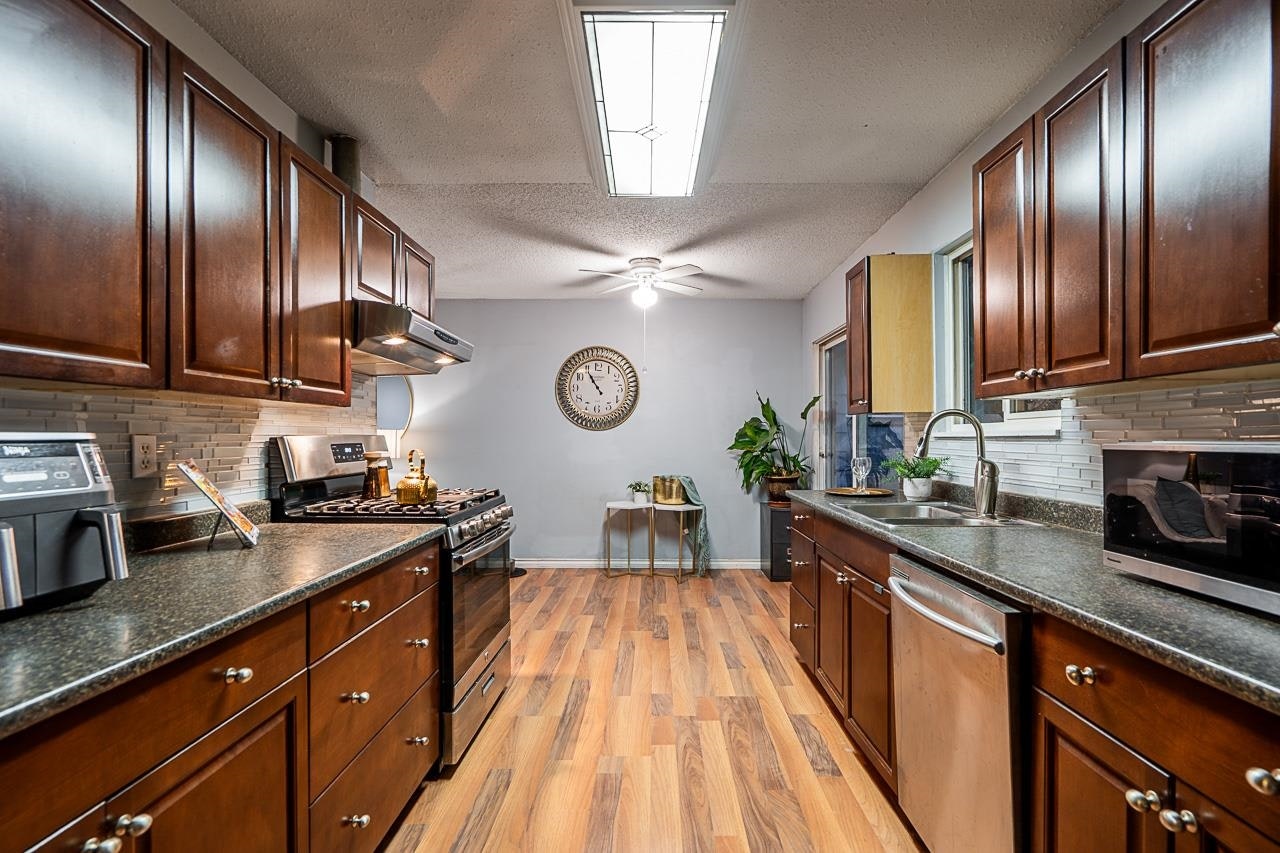 2787 270b Street - 4
