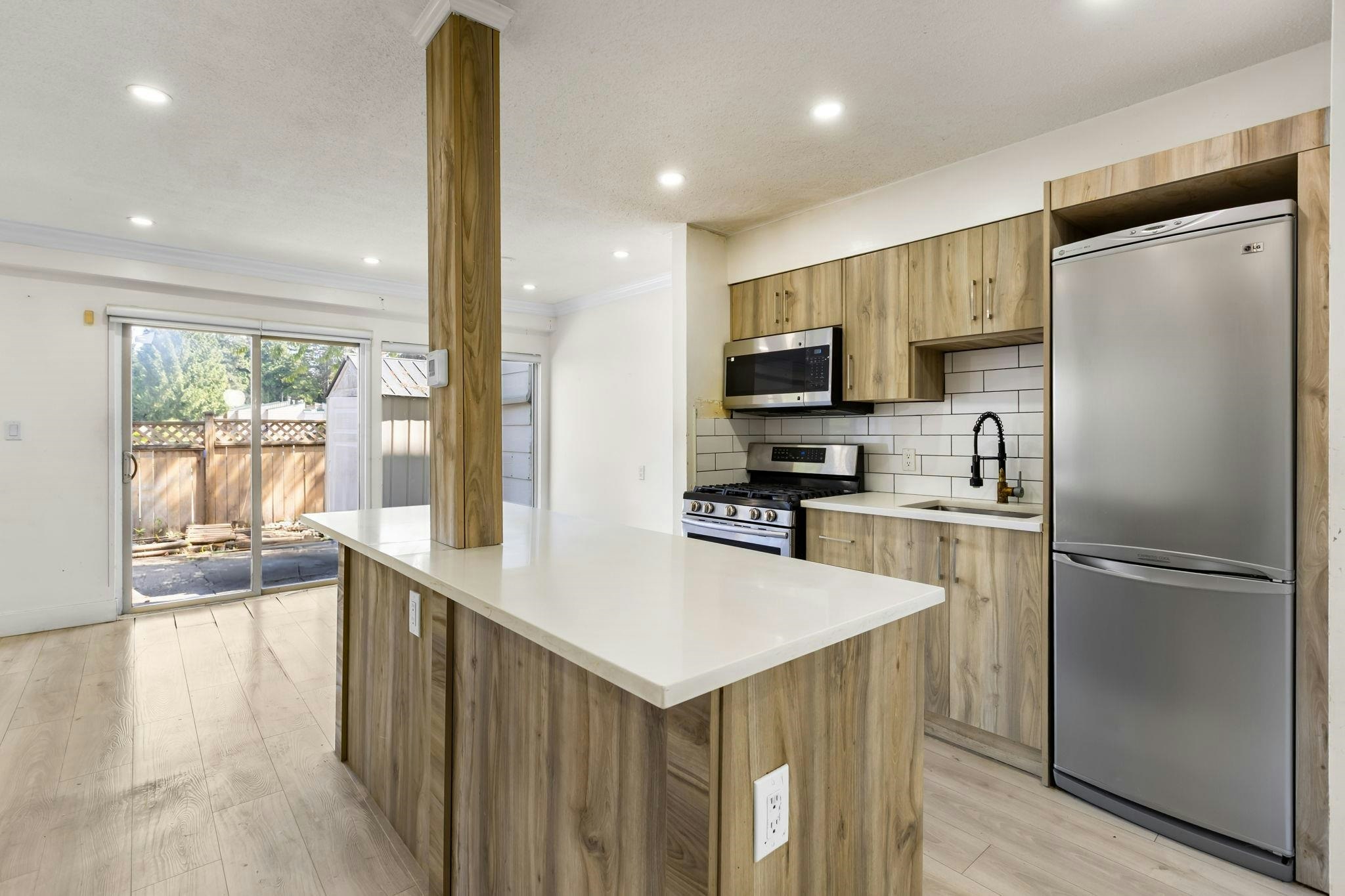 139-15215 105 Avenue, Surrey, BC, V3R 1R9 - 14