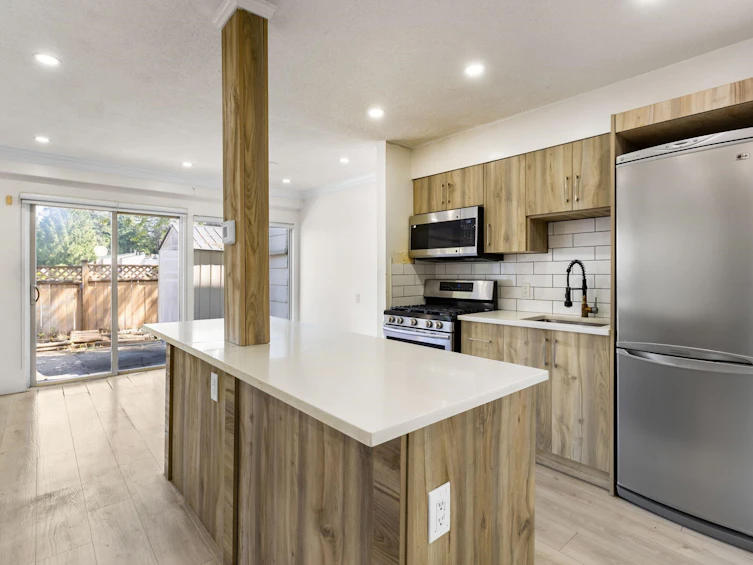 139-15215 105 Avenue, Surrey, BC, V3R 1R9 - 14