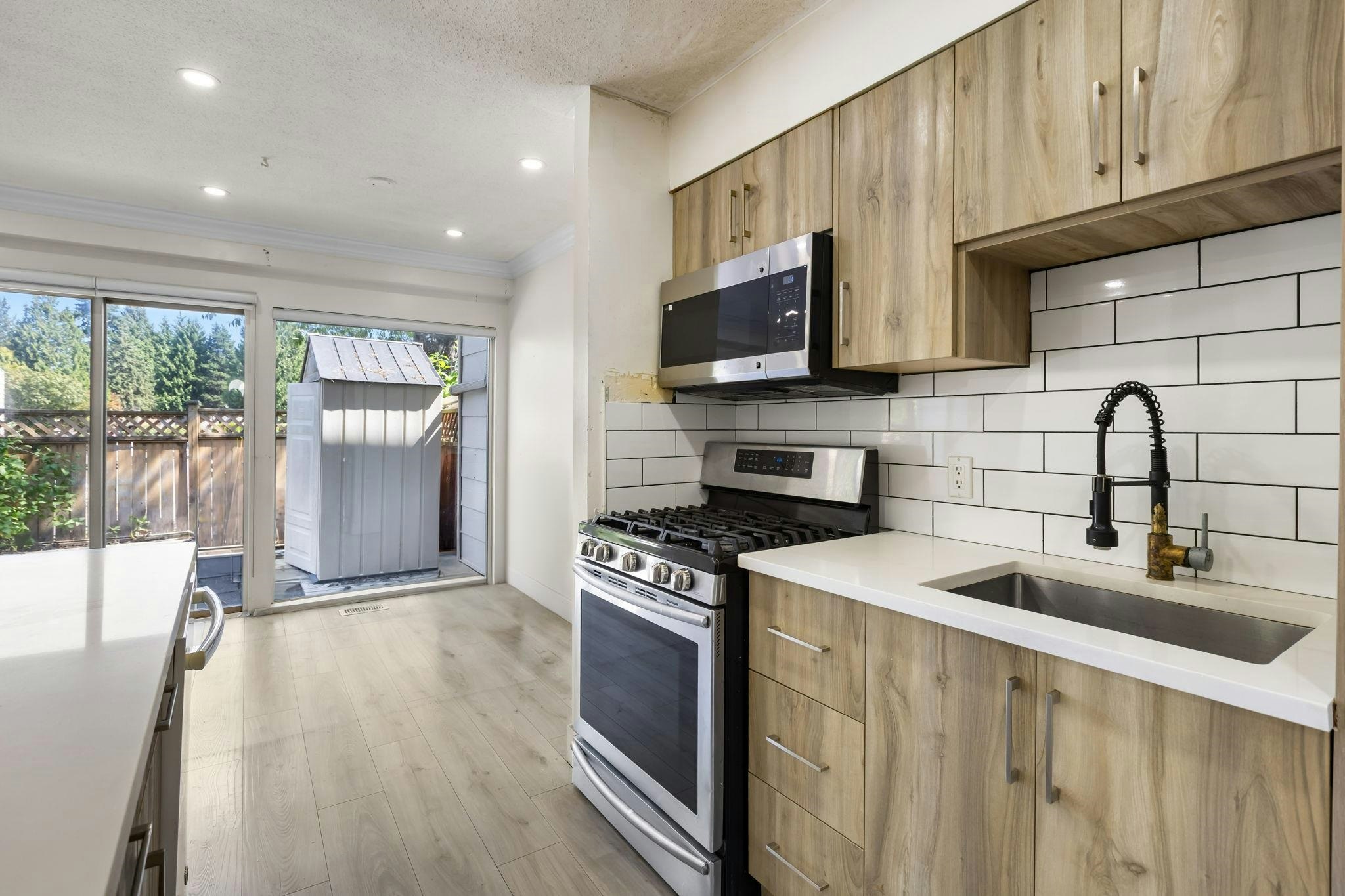139-15215 105 Avenue, Surrey, BC, V3R 1R9 - 15