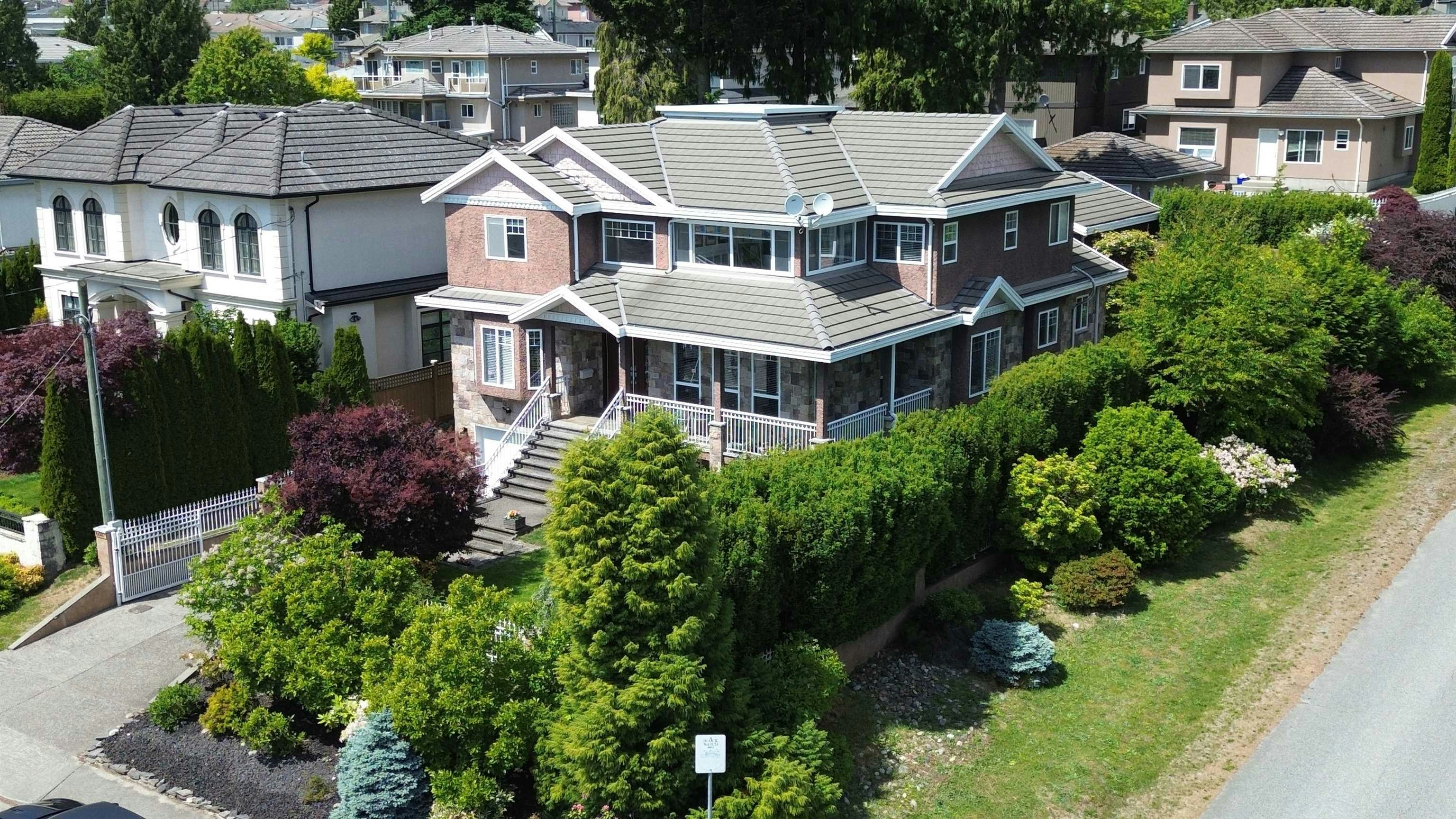 6087 Mckee Street, Burnaby, BC, V5J 2V6