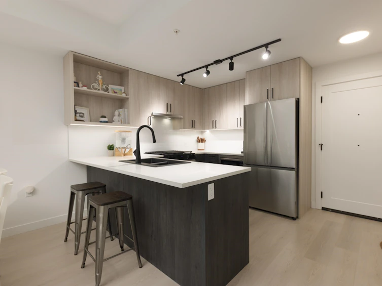 208-1100 Clarke Road, Port Moody, BC, V3H 0N3 - 11