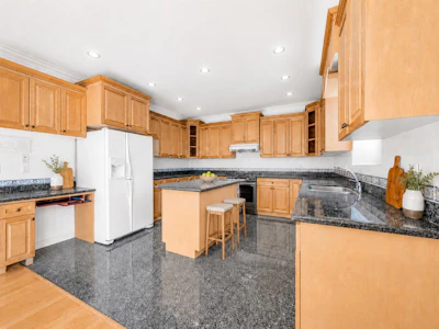 213 W 28th Street - 5