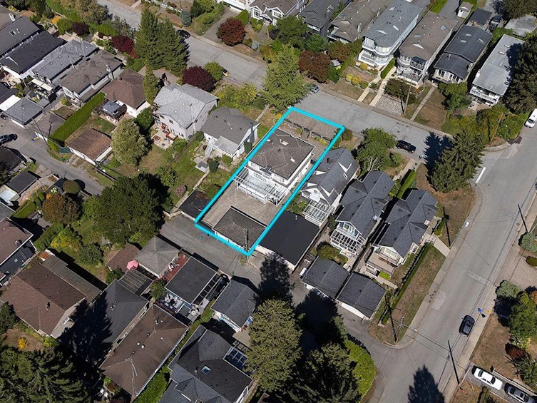 213 W 28th Street, North Vancouver, BC, V7N 2H9 - 31