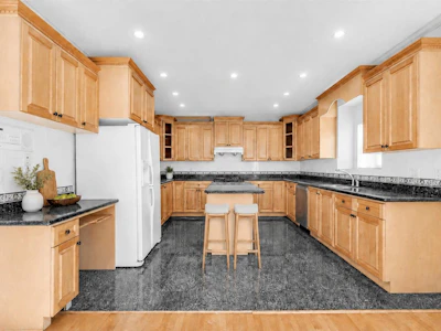 213 W 28th Street - 4