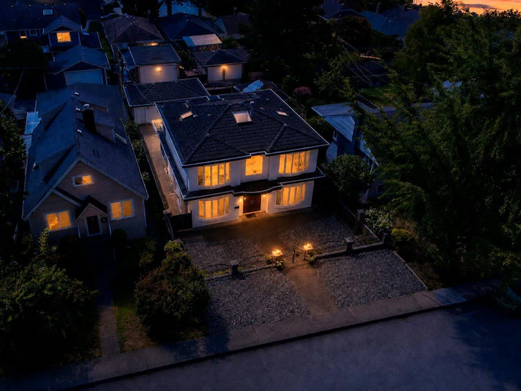 213 W 28th Street, North Vancouver, BC, V7N 2H9 - 36