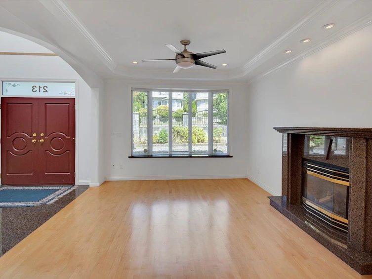 213 W 28th Street, North Vancouver, BC, V7N 2H9 - 4