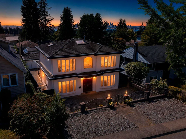213 W 28th Street, North Vancouver, BC, V7N 2H9 - 37