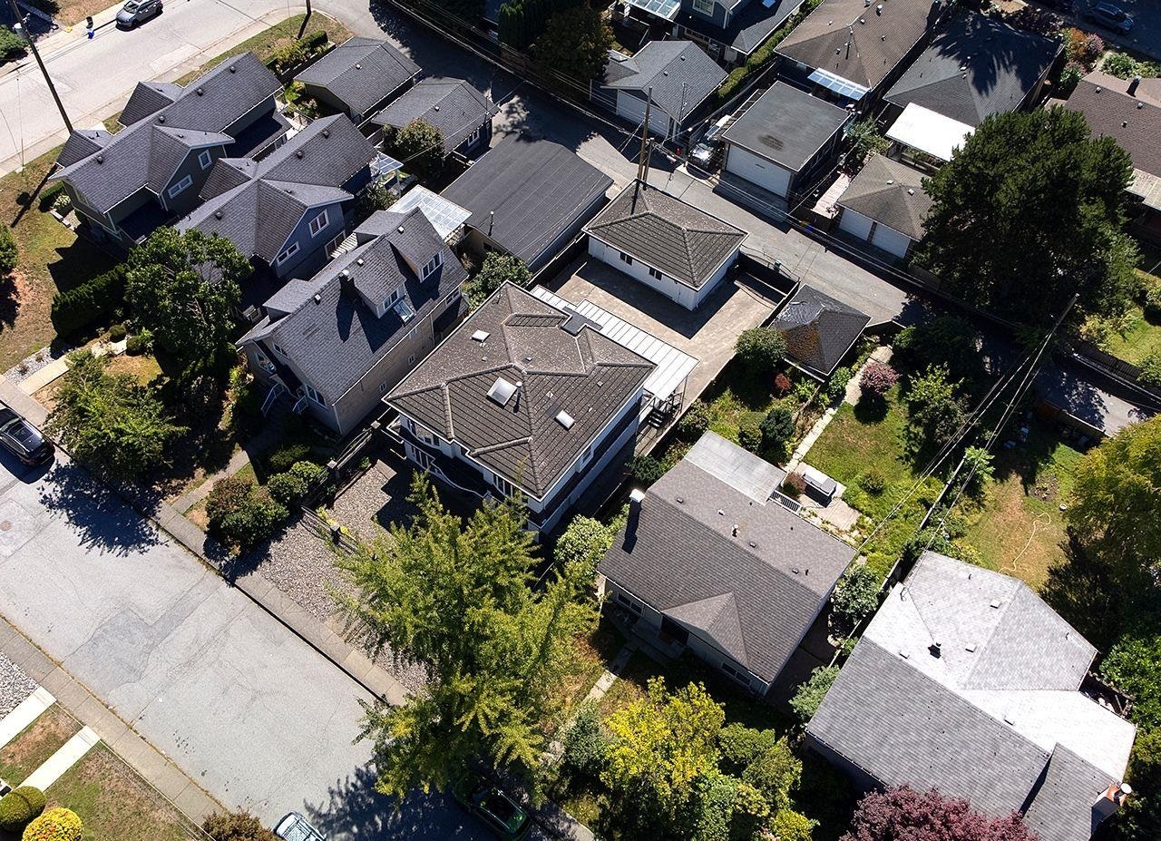 213 W 28th Street, North Vancouver, BC, V7N 2H9 - 33