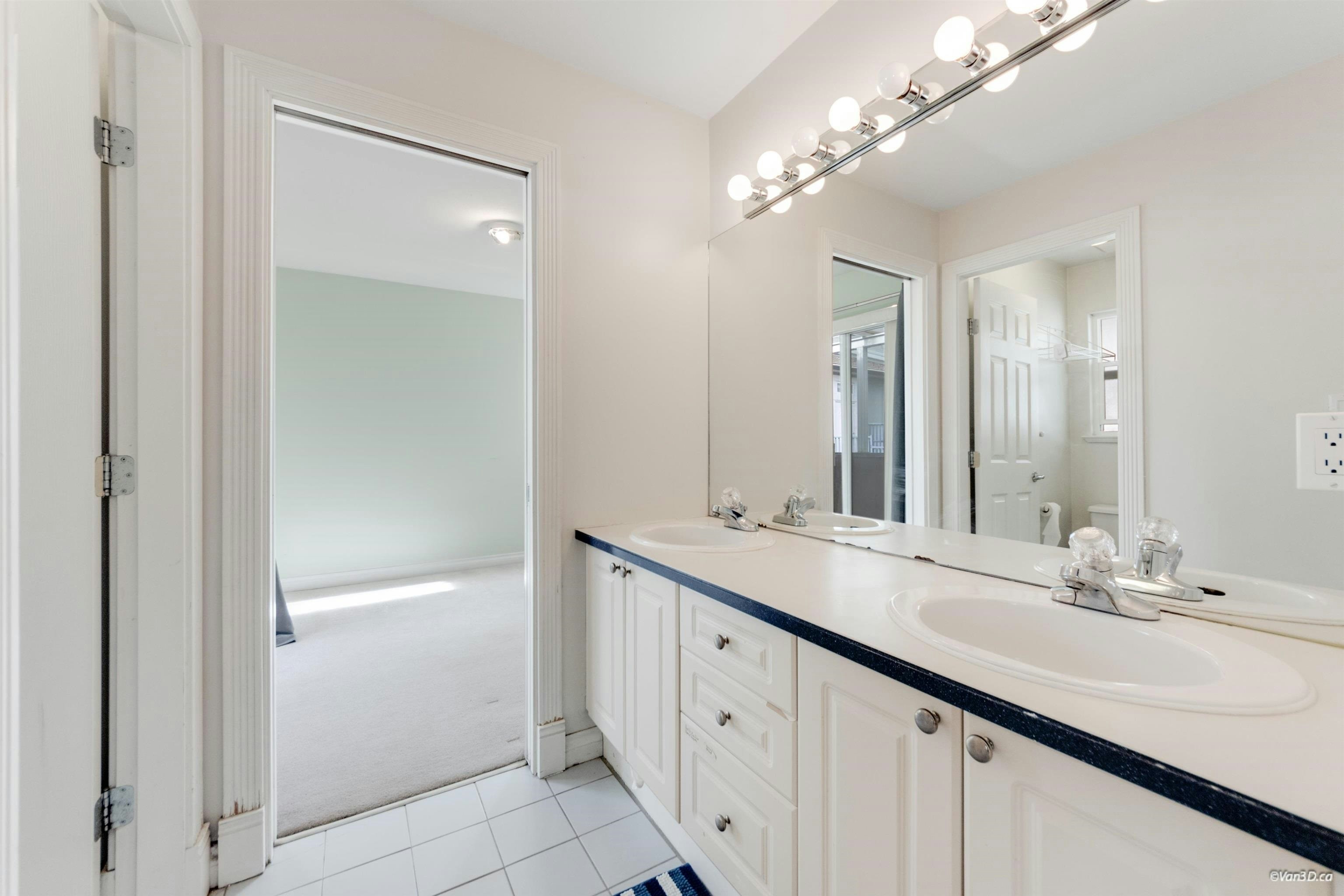 5177 Carson Street, Burnaby, BC, V5J 2Z1 - 22