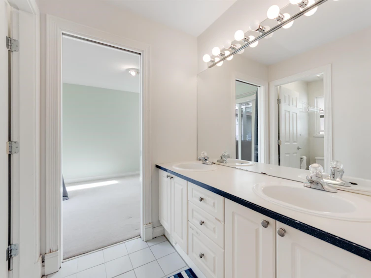 5177 Carson Street, Burnaby, BC, V5J 2Z1 - 22