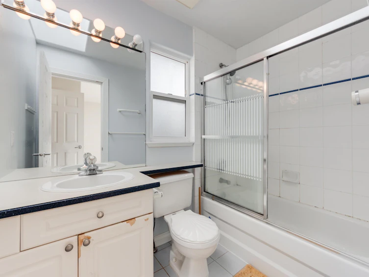 5177 Carson Street, Burnaby, BC, V5J 2Z1 - 26