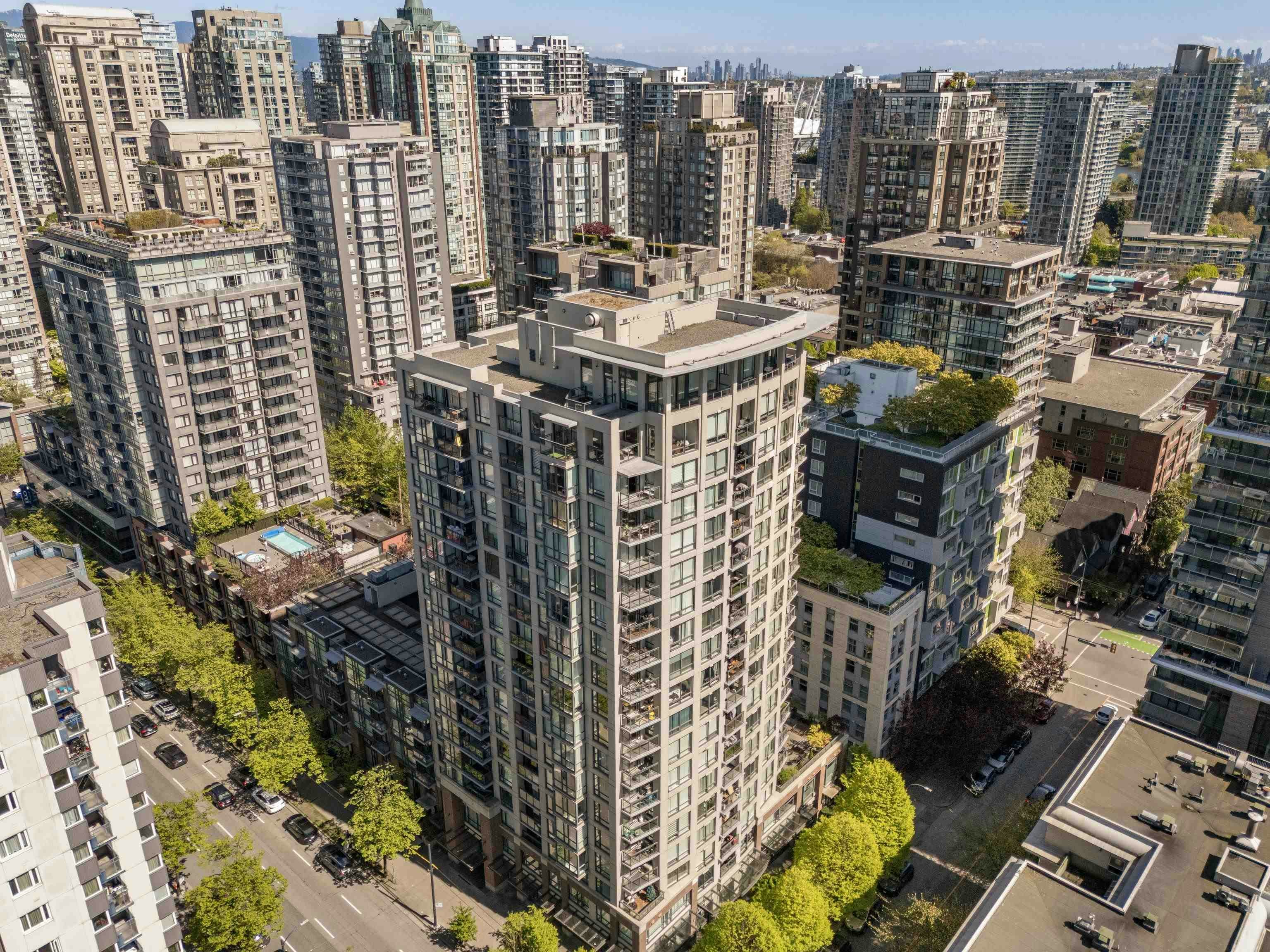 PH10-1082 Seymour Street, Vancouver, BC, V6B 1X9