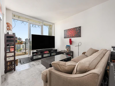 PH10-1082 Seymour Street - 4