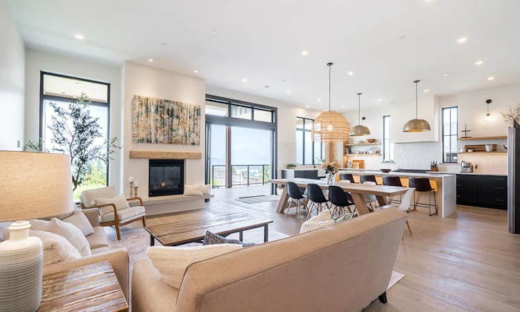 24-8295 Nixon Road