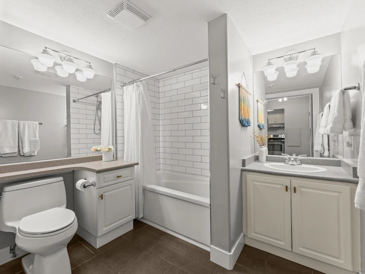 117-5900 Dover Crescent, Richmond, BC, V7C 5R4 - 24